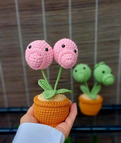 Kawaii Crochet Peashooter Plant: Gamer Desk Decor