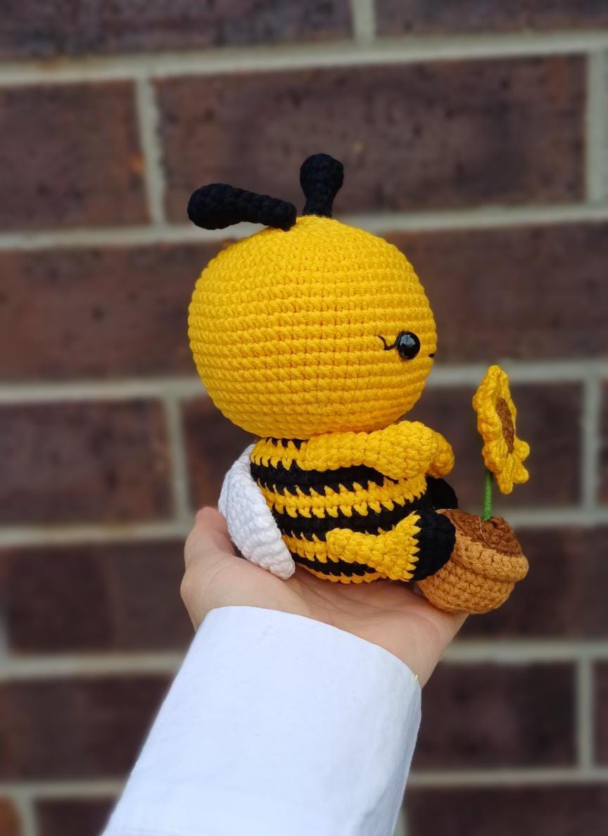Crochet Bumblebee Plush with Heart, Handmade Amigurumi Bee