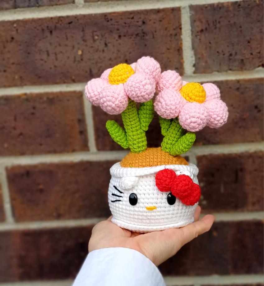 Crochet Cat Flower Pot Decor Gift Birthday Home Decor Table Shelf Accent Handmade Amigurumi Floral Display