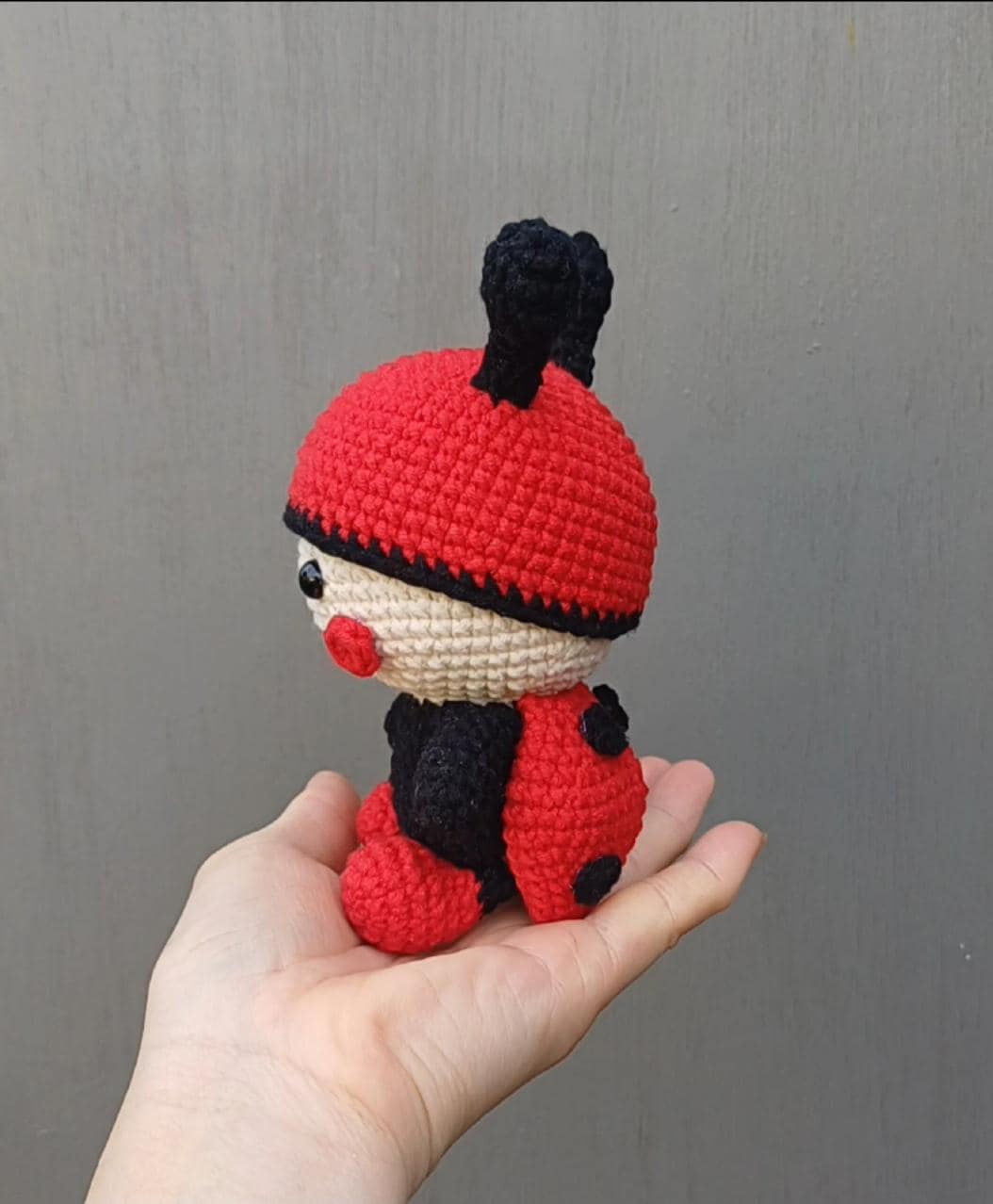 Crochet Ladybug Doll Nursery Gift Baby Room Decor Insect Animal Handmade Amigurumi Soft Plush Doll 12 cm