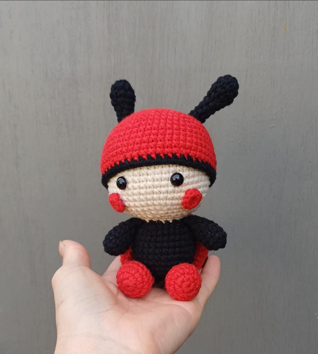 Crochet Ladybug Doll Nursery Gift Baby Room Decor Insect Animal Handmade Amigurumi Soft Plush Doll 12 cm