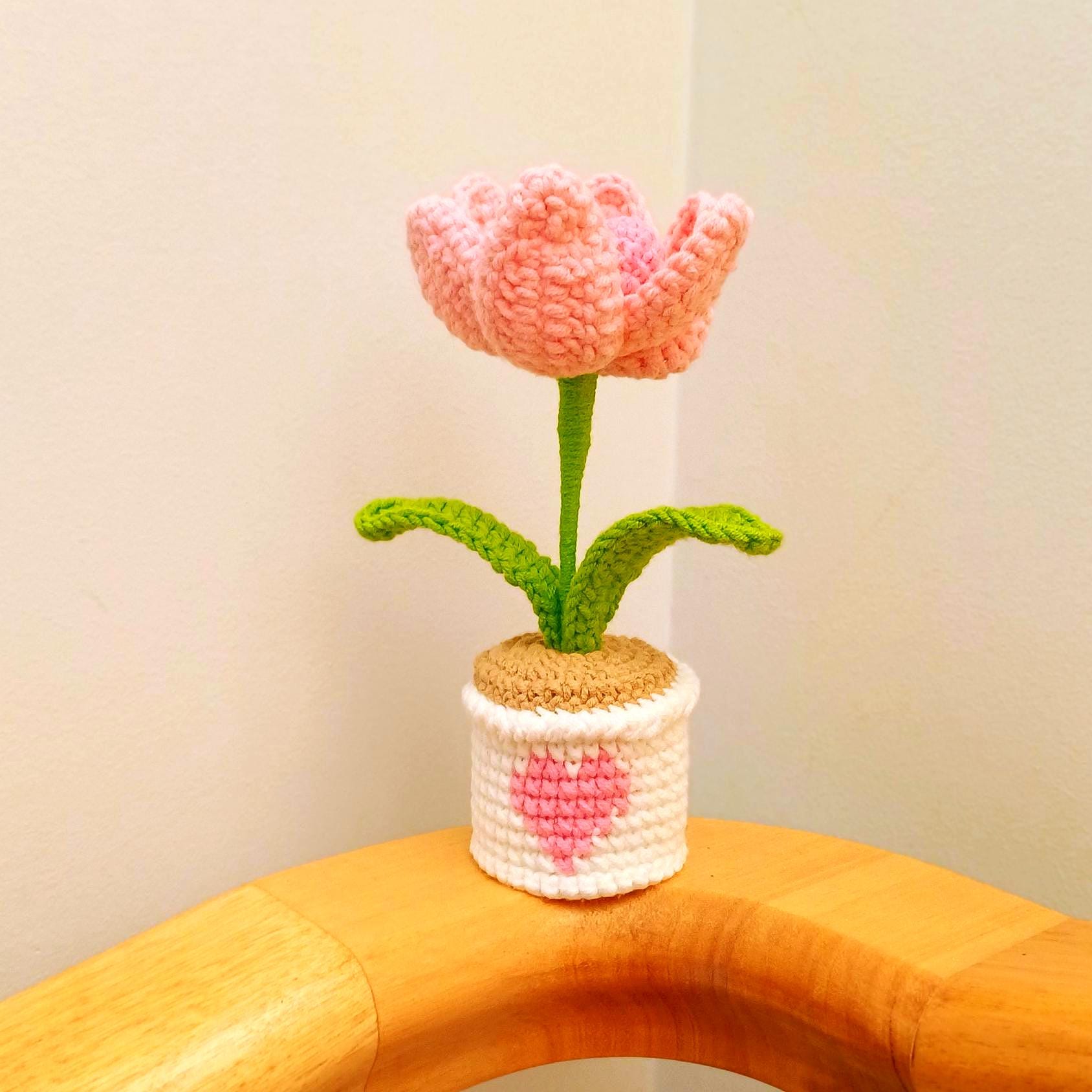 Crochet Tulip Mother's day Gift – 16 cm Handmade Flower with Love Heart Pot