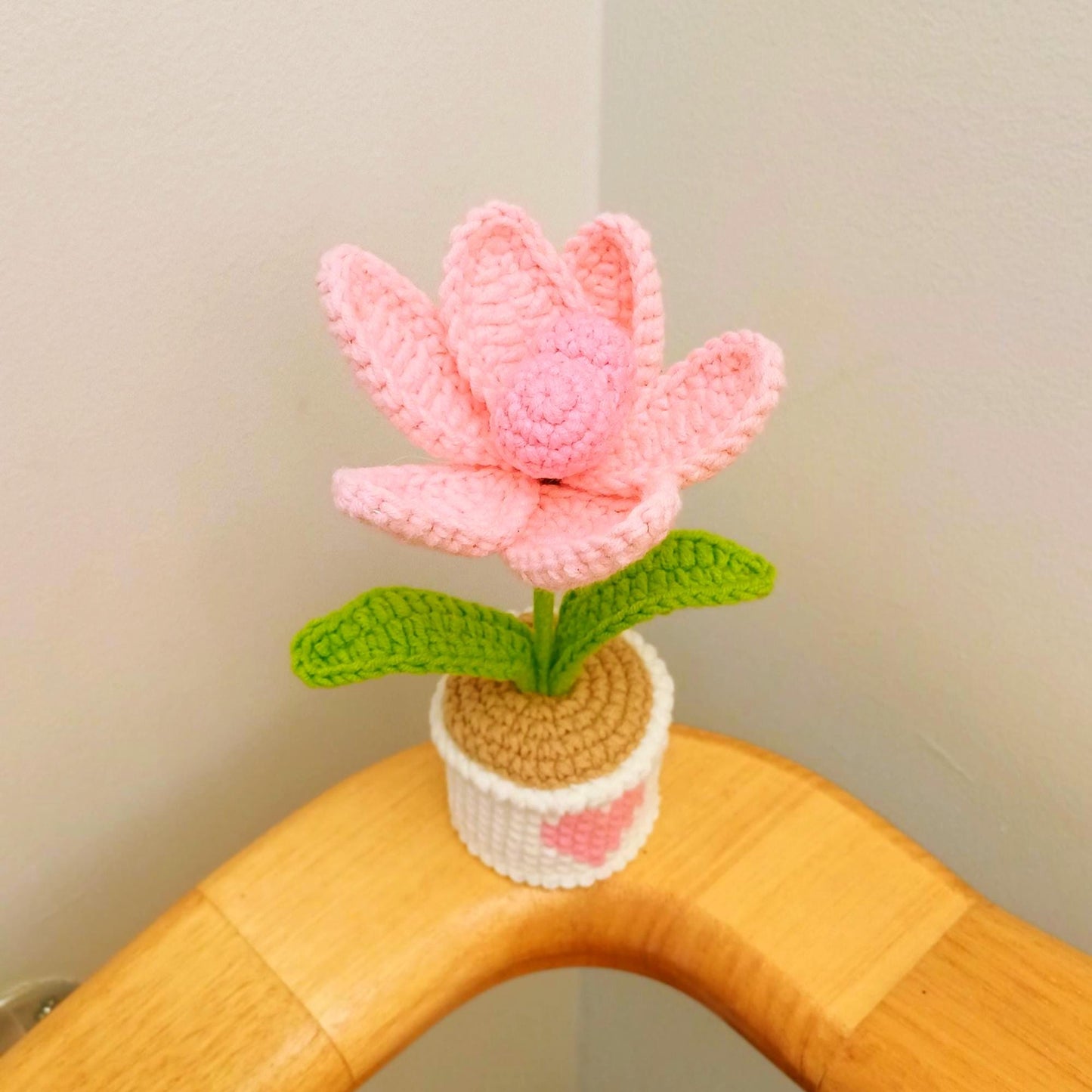 Crochet Tulip Mother's day Gift – 16 cm Handmade Flower with Love Heart Pot