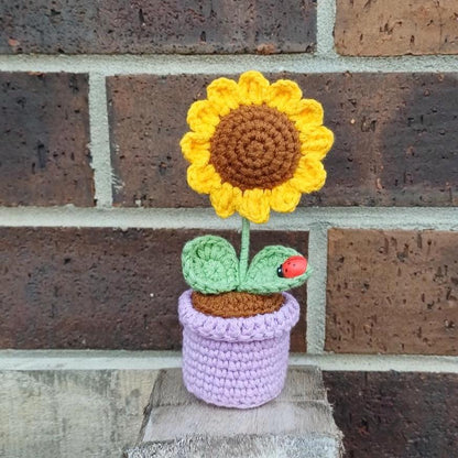 Mini Crochet Sunflower in Pot Handmade 15cm Tall Ladybug Gift Teacher Thank You Gift Desk Decor