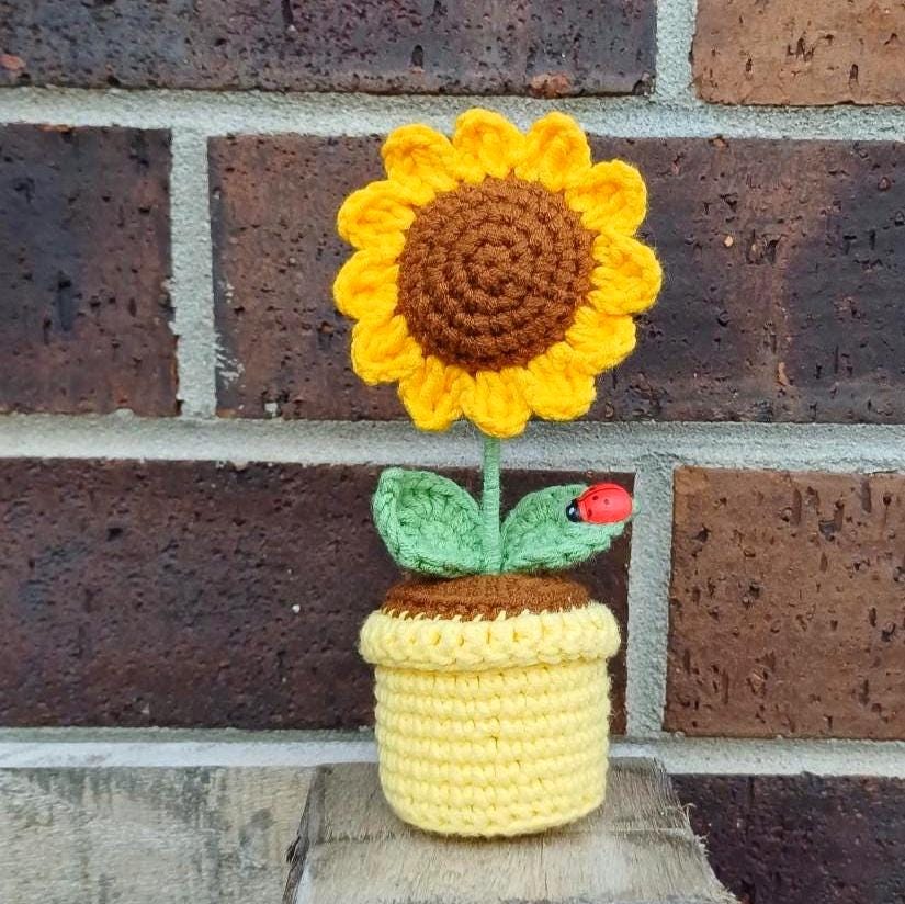 Mini Crochet Sunflower in Pot Handmade 15cm Tall Ladybug Gift Teacher Thank You Gift Desk Decor